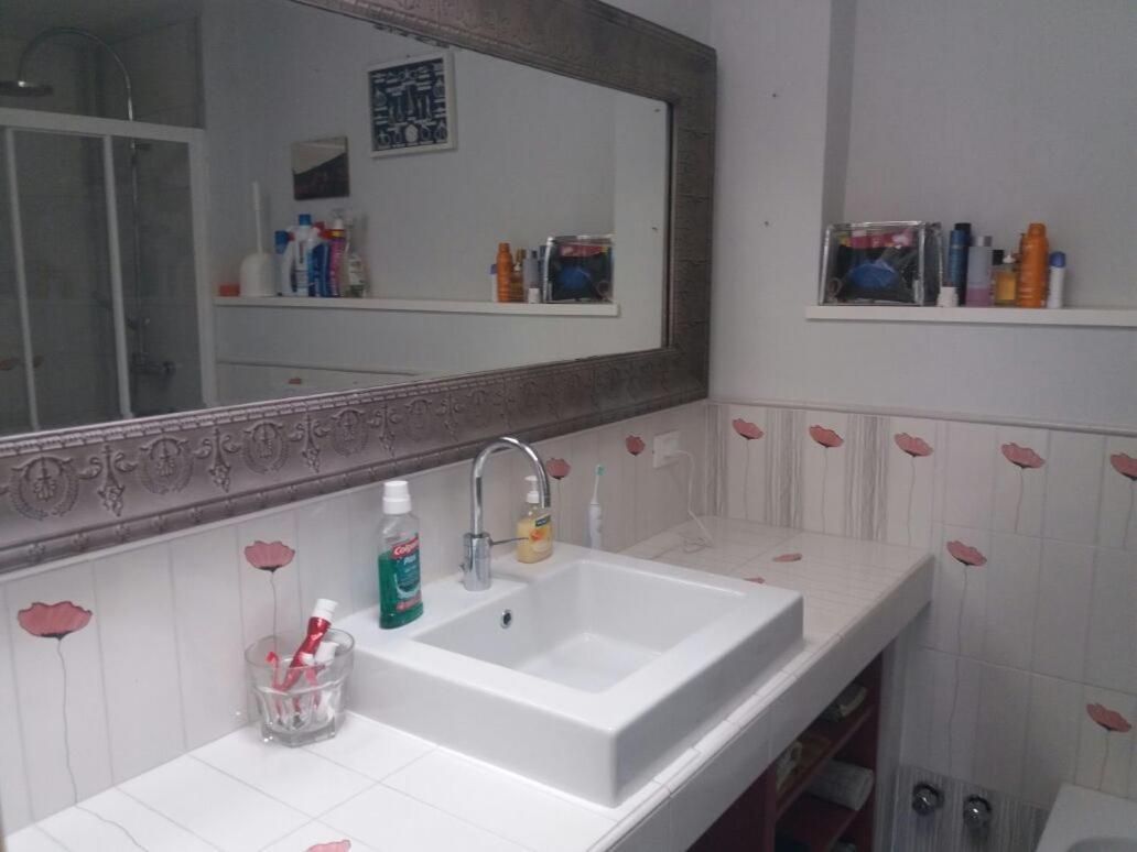 Relais Lola Apartman Bologna Kültér fotó